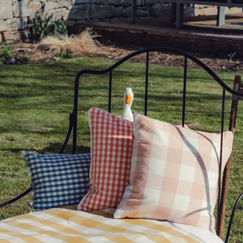 Studio Blackwell Re-upholstering outdoor furniture cushions